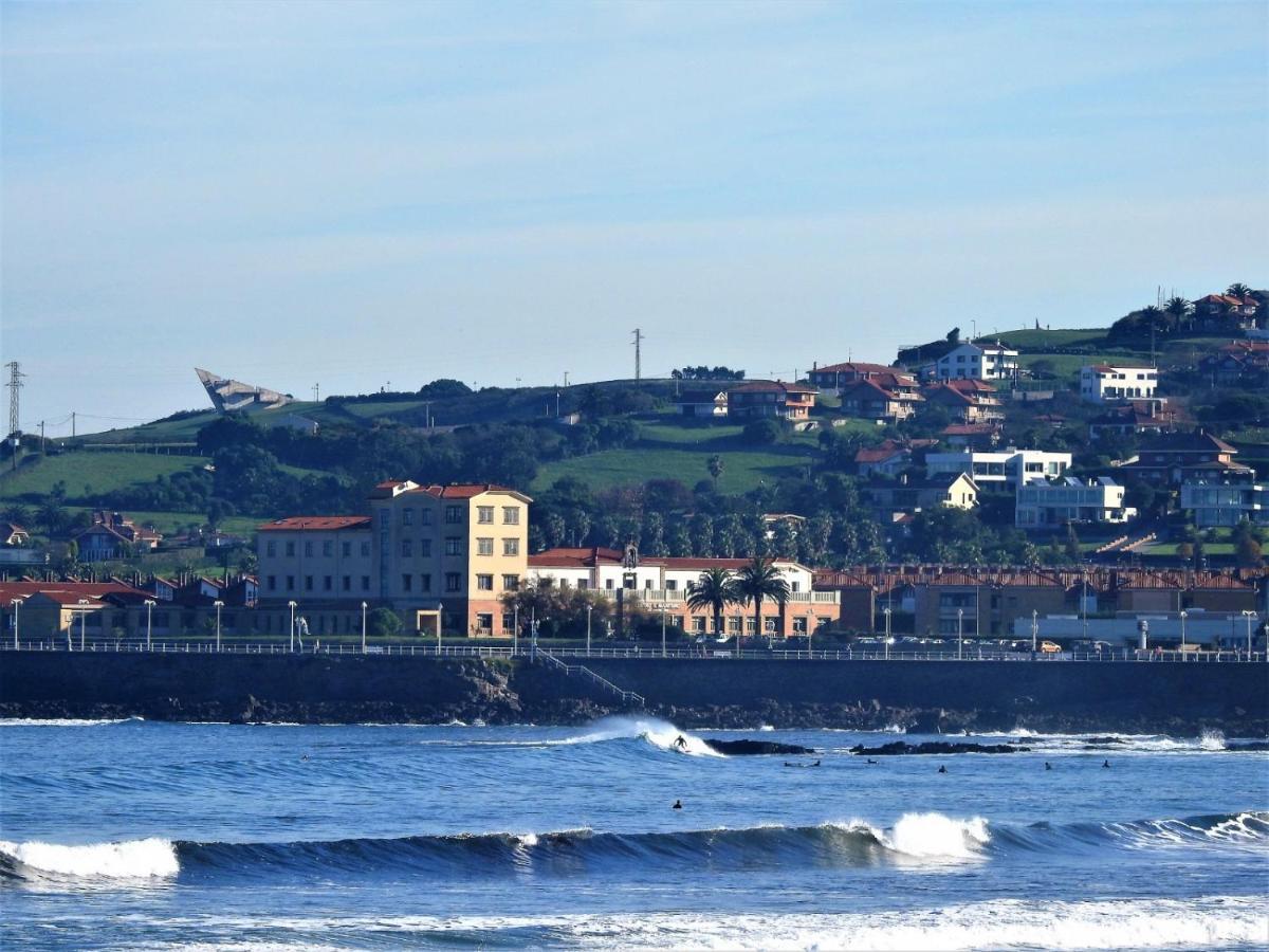 Ostello North Surf House Gijón Esterno foto